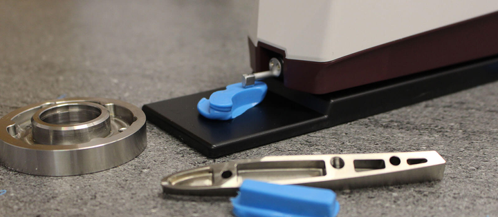 Medição de rugosidade Ra sobre um molde de Plastiform P80 RA