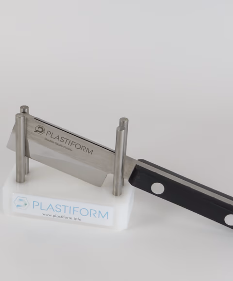 配有切割导向器的双刃切割刀