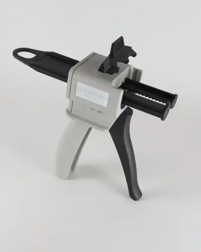 组装完成的DM-50施用枪