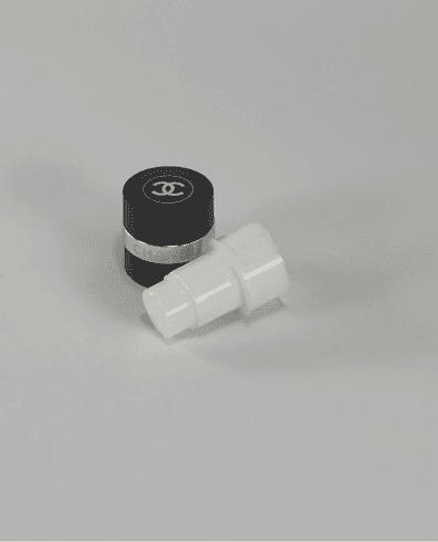 Réplique d'un bouchon Chanel créée avec le produit F40