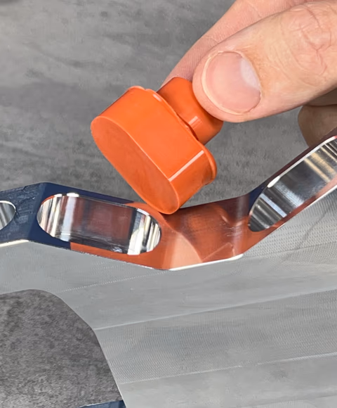 F65复制胶泥制成的保护盖