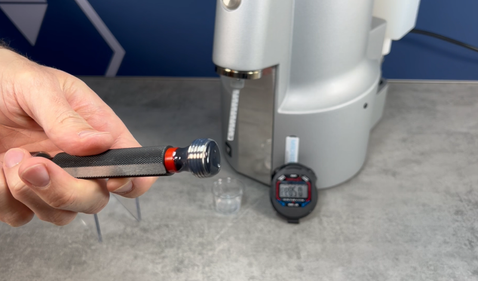 Protected gauge with plastiform