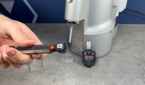 Protected gauge with plastiform