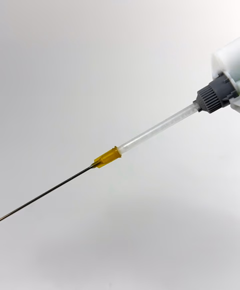 LL Nozzle with a needle tip